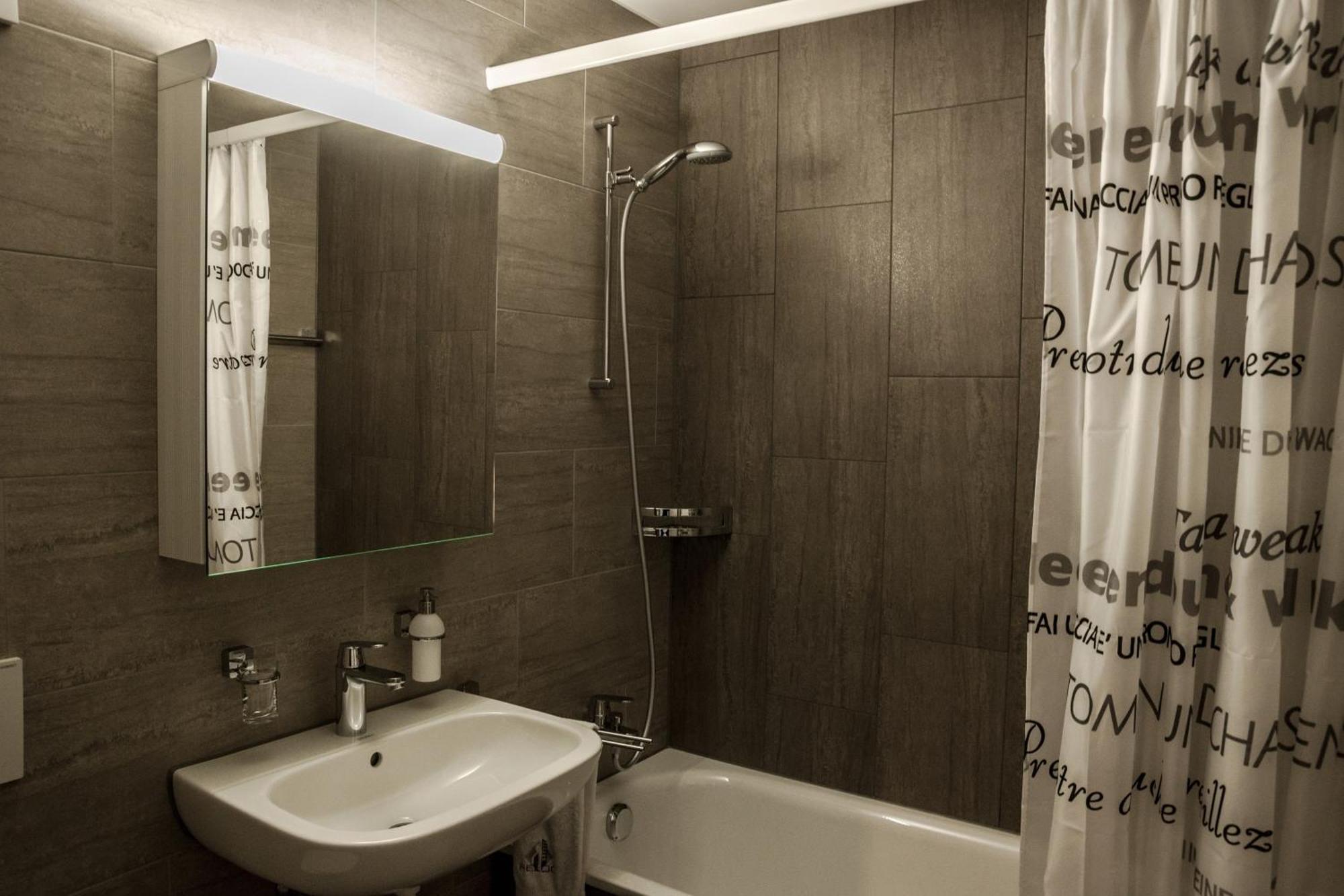 Reloc Serviced Apartments Zurich-Oerlikon Habitación foto